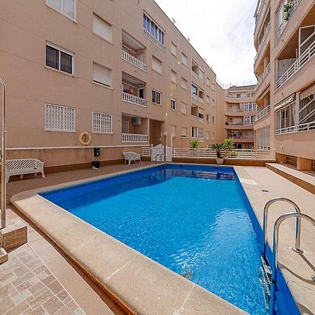 Cozy Appartment Torrevieja At Irina Екстер'єр фото