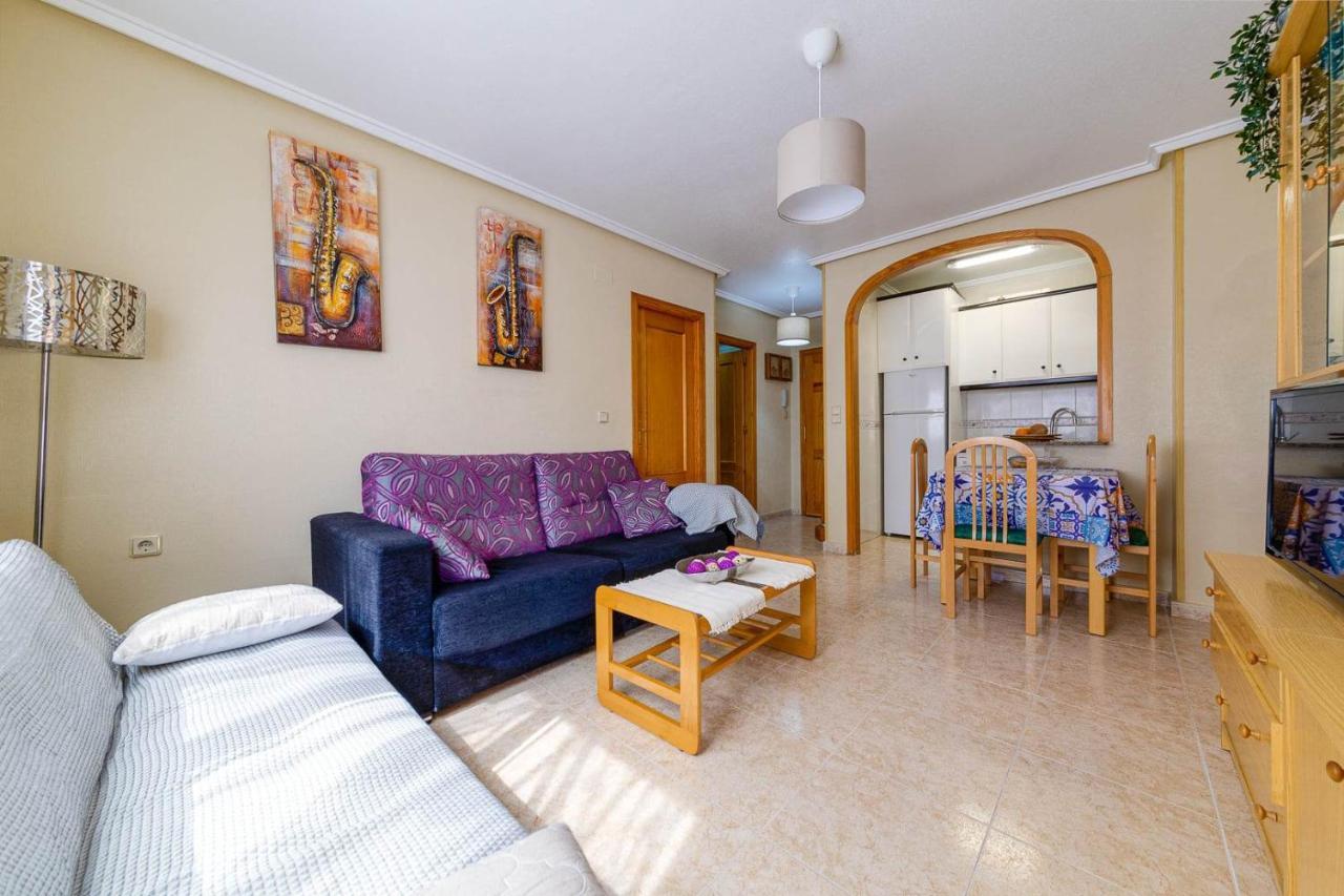 Cozy Appartment Torrevieja At Irina Екстер'єр фото