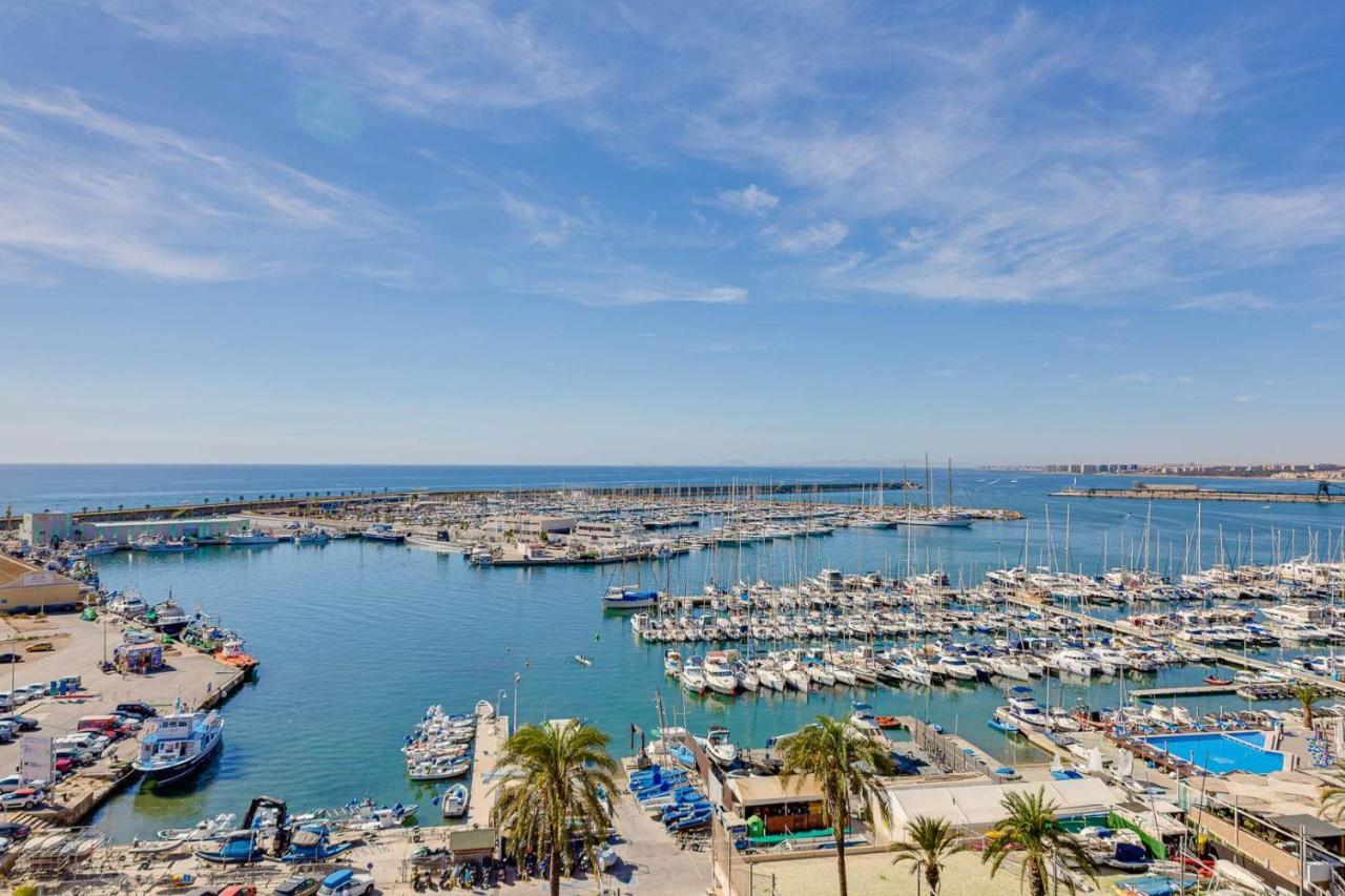 Cozy Appartment Torrevieja At Irina Екстер'єр фото