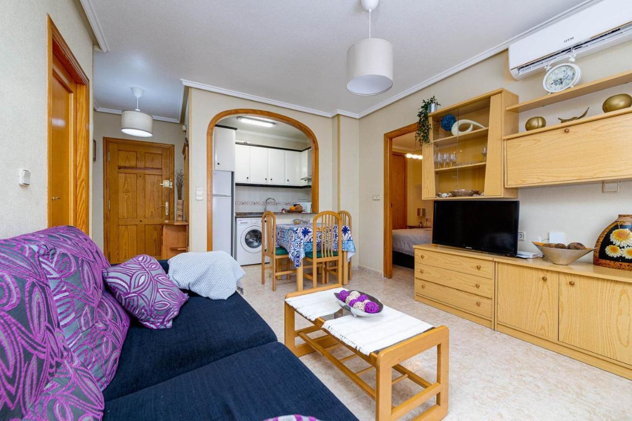Cozy Appartment Torrevieja At Irina Екстер'єр фото